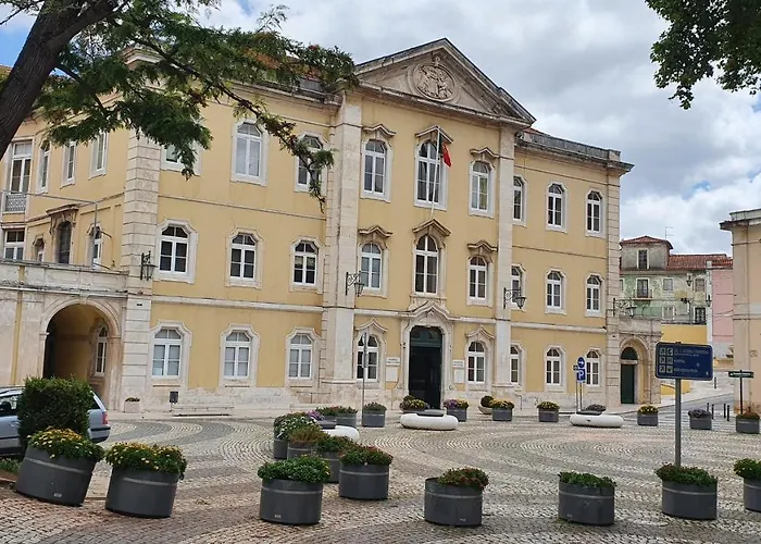 Caldas Da Rainha\'S Green & White